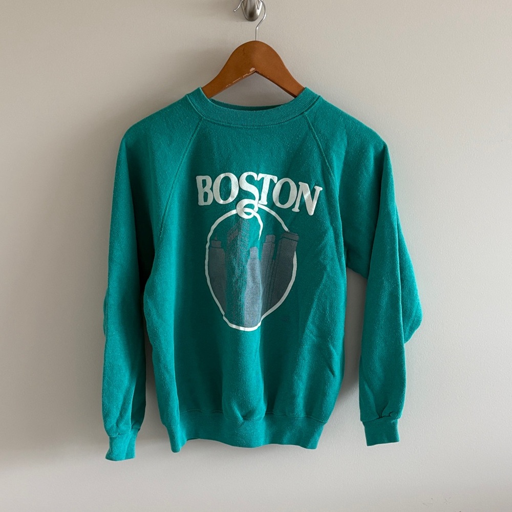 Vintage 80s Boston crewneck sweater